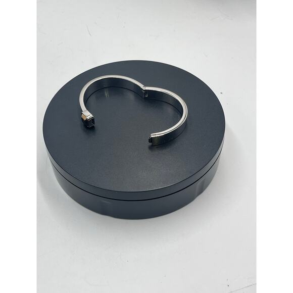 Michael Kors Urban Rush Silver Hinged Square Cut Center‎ Stone Bangle Bracelet - Picture 8 of 12